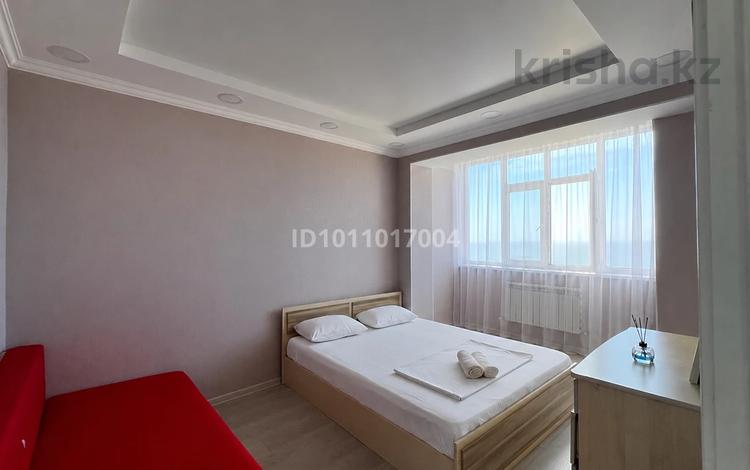 3-комнатная квартира · 83 м² · 14/16 этаж, 17-й мкр 3 за 18 000 ₸ в Актау — фото 13