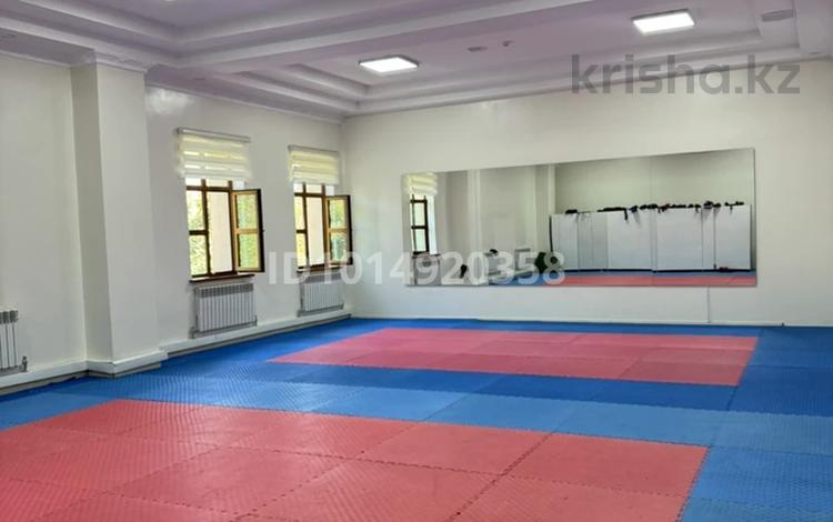 1 комната · 90 м² · 2/2 этаж, мкр Восток 63/3 — 25 мектеп жанында за 200 000 ₸ в Шымкенте, Аль-Фарабийский р-н — фото 2