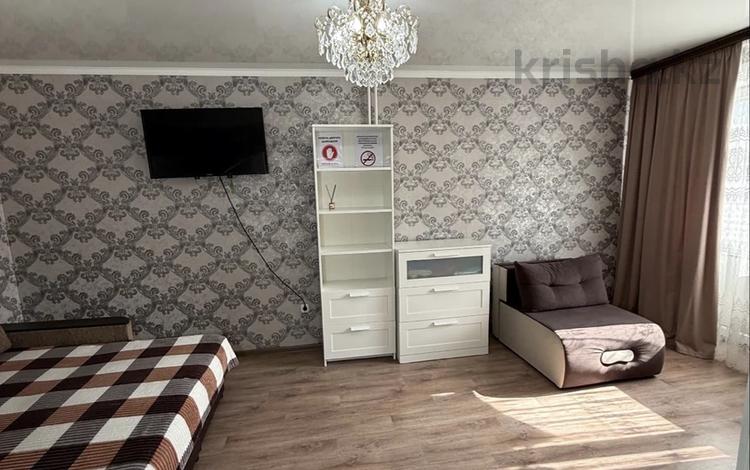 1-комнатная квартира · 32 м² · 2/5 этаж, Абая за 130 000 ₸ в Петропавловске — фото 2