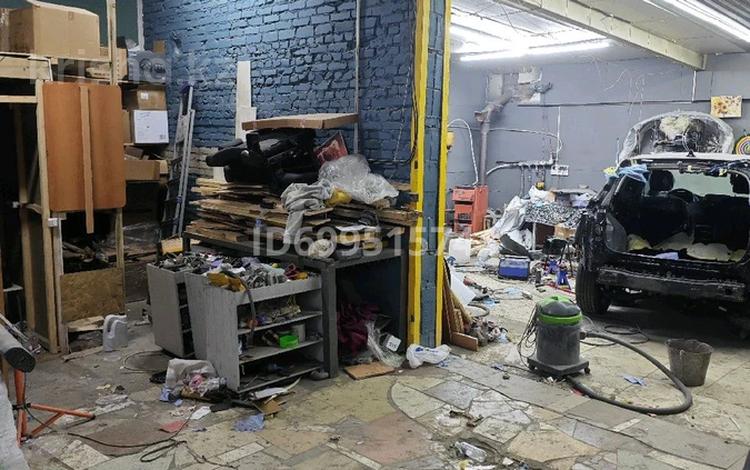 Гараж · 230 м² · Микрорайон Северный, Рабочая 169а — За магазином Азия, бағасы: 35 млн 〒 в Костанае — фото 2