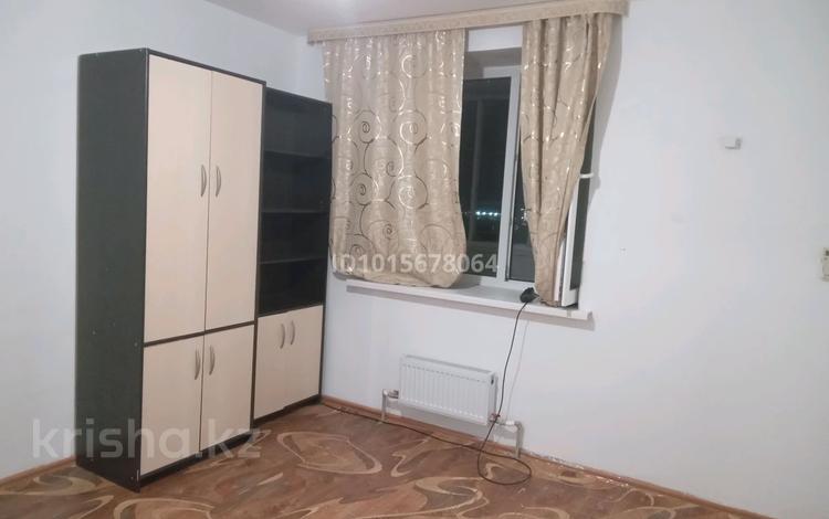 2-бөлмелі пәтер · 40 м² · 8/9 қабат, Нұрсая ш/а., Таумыш Жумагалиева 14А — Остановка АДЖИП, рядом Сарайшык базар., бағасы: 120 000 ₸ в Атырау, мкр Нурсая — фото 2