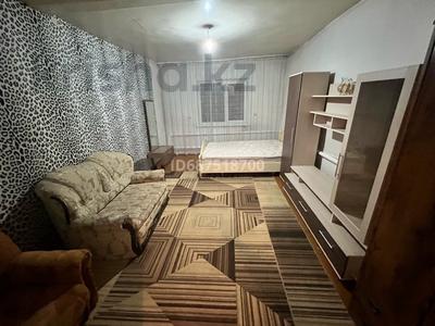 2-комнатный дом помесячно, 36 м², Шакшак Жанибек за 150 000 〒 в Алматы, Медеуский р-н