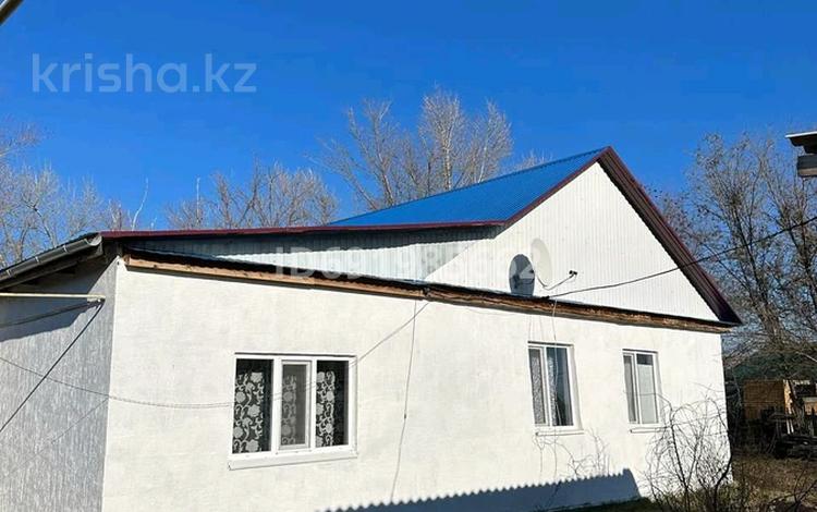 Отдельный дом · 3 комнаты · 95 м² · 7.9 сот., Буденного 49а за 15.7 млн ₸ в Аксае — фото 2