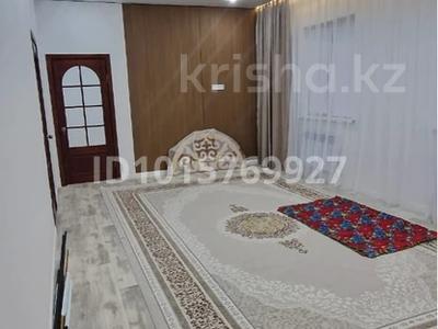 Жеке үй · 3 бөлме · 70 м² · 9 жүзд., Өркен ш/а., 8 3 а — 35 школа, бағасы: 20 млн ₸ в Атырау, мкр Оркен