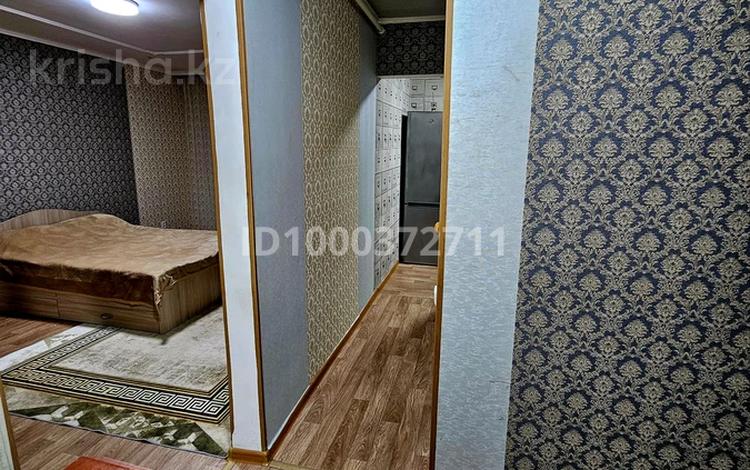 1-комнатная квартира · 35 м² · 1/5 этаж, Акана серы 170а — Находится возле табыса, кафе Сандал за 9 000 ₸ в Кокшетау — фото 2