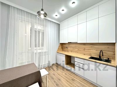 2-комнатная квартира, 58 м², 3/9 этаж, Нажмеденова за 28 млн 〒 в Астане, Сарайшык р-н