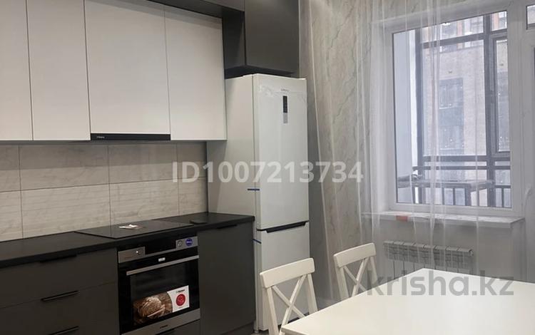 2-бөлмелі пәтер · 73 м² · 4/10 қабат, Ракымжан Кошкарбаев 54а, бағасы: 300 000 〒 в Астане, Алматы р-н — фото 2