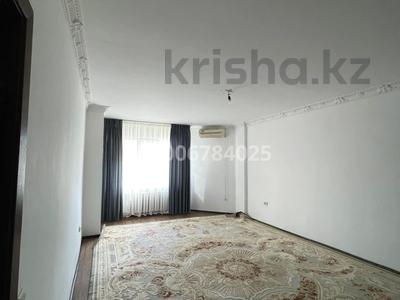 3-комнатная квартира · 106 м² · 1/9 этаж, мкр. Алмагуль, Берқайыр Аманшина 72 за 29 млн 〒 в Атырау