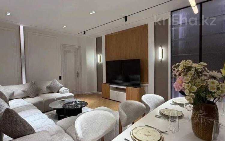 3-комнатная квартира · 130 м² · 15/21 этаж, Аль-Фараби — Ходжанова за 1 млн ₸ в Алматы, Бостандыкский р-н — фото 2