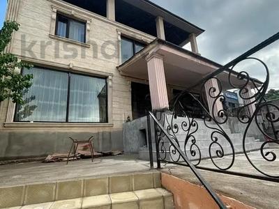 Жеке үй · 7 бөлме · 320 м², мкр Коктобе, Мкр Коктобе 1 87 — ВОАД, бағасы: 1.8 млн 〒 в Алматы, Медеуский р-н