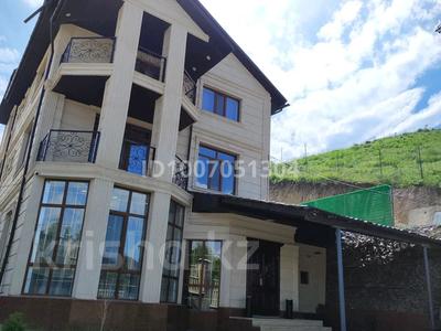 Дом · 4 комнаты · 600 м², мкр Галамат, Атамура 6 за 150 000 〒 в Алматы, Наурызбайский р-н