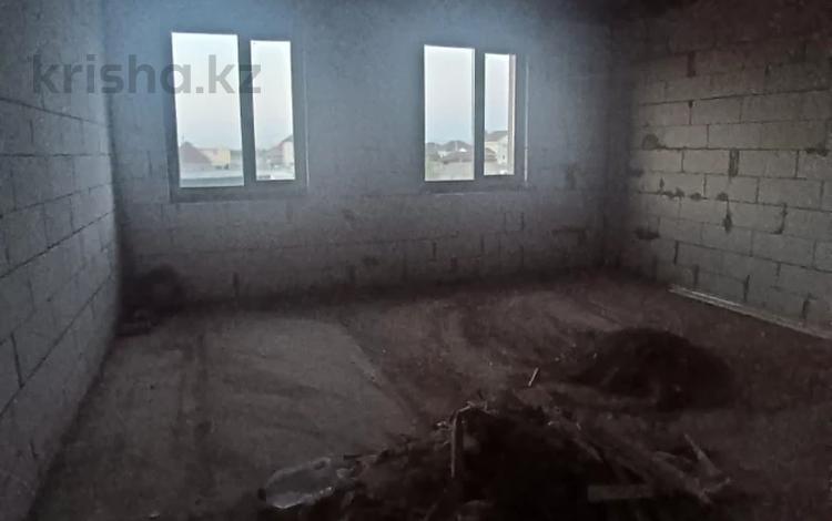 Жеке үй · 4 бөлме · 210 м² · 10 жүзд., 4 микрорайон 19/4, бағасы: 33 млн ₸ в Жибек Жолы — фото 2