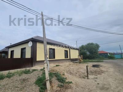 Продажа домов и дачи в Северо-Казахстанской обл.: Отдельный дом · 4 комнаты · 85 м² · 10 сот., Украинская 149 — 8 марта за 37 млн 〒 Отдельный дом · 4 комнаты · 85 м² · 10 сот., Украинская 149 — 8 марта за 37 млн 〒 в Петропавловске