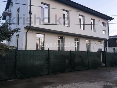 Отдельный дом · 4 комнаты · 437 м² · 3 сот., Баишева 81 — Джангильдина за 370 млн 〒 в Алматы, Жетысуский р-н