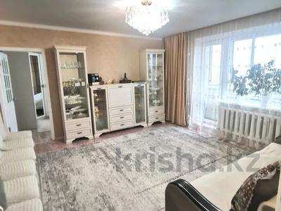 4-комнатная квартира · 77 м² · 10/10 этаж, мкр Юго-Восток, Мкр Юго-Восток, мкр Гульдер 2. улица Таттимбета 10 за 25.8 млн ₸ в Караганде, Казыбек би р-н