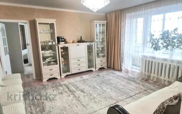 4-комнатная квартира · 77 м² · 10/10 этаж, мкр Юго-Восток, Мкр Юго-Восток, мкр Гульдер 2. улица Таттимбета 10 за 25.8 млн ₸ в Караганде, Казыбек би р-н — фото 9