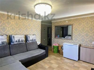 3-комнатная квартира · 56.5 м² · 5/5 этаж, Майкудук, Мкр Восток-2 за 19 млн ₸ в Караганде, Алихана Бокейханова р-н