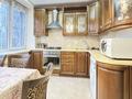 4-бөлмелі пәтер · 106 м² · 2/5 қабат, Кабанбай Батыра 65, бағасы: 600 000 ₸ в Алматы, Медеуский р-н