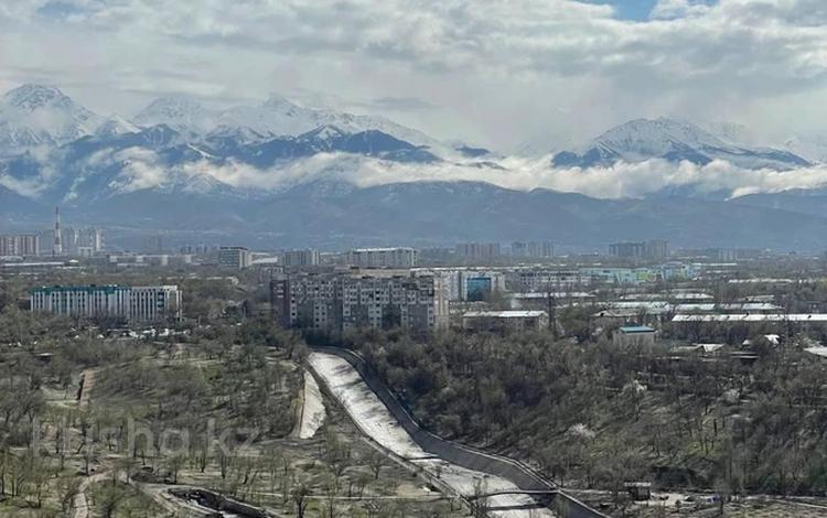 4-комнатная квартира · 134.1 м² · 14/17 этаж, Варламова 27а за 113 млн ₸ в Алматы, Алмалинский р-н — фото 2
