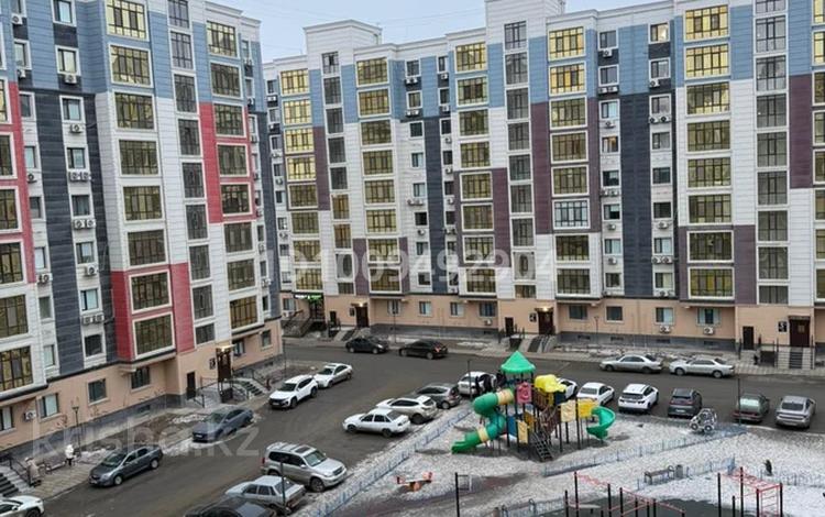 2-комнатная квартира · 69 м² · 5/9 этаж, мкр Нурсая, Елорда — Рядом магазин Food max за 300 000 ₸ в Атырау — фото 2