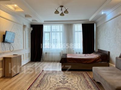 1-бөлмелі пәтер · 50 м² · 10/19 қабат, Момышулы 15/2 — Между Сатпаева-Тауелсиздик, бағасы: 10 000 ₸ в Астане, Алматы р-н
