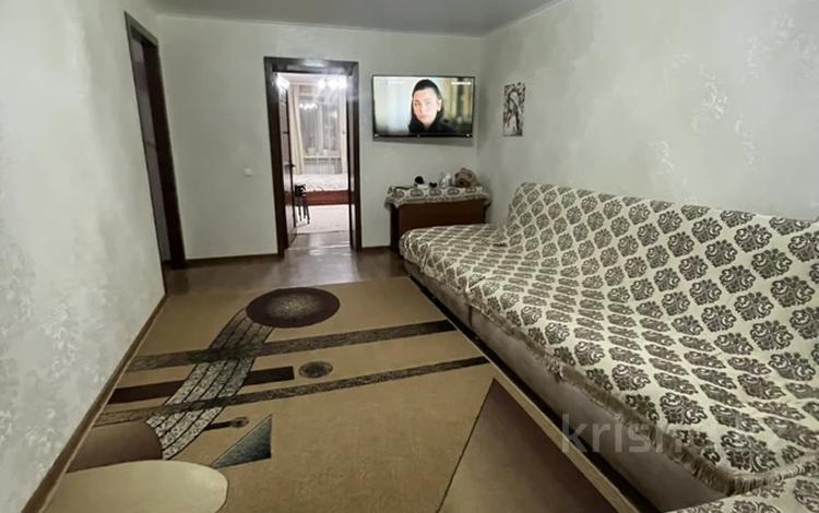 3-бөлмелі пәтер · 58 м² · 3/5 қабат, 13-шағынаудан 19, бағасы: 13.9 млн ₸ в Караганде, Алихана Бокейханова р-н — фото 2