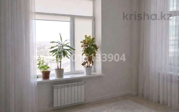 3-комнатная квартира · 100.3 м² · 12/14 этаж, мкр 11 144 кор1 за 39 млн ₸ в Актобе — фото 2