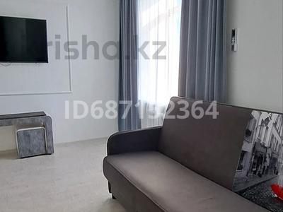 2-комнатная квартира · 42 м² · 3/4 этаж, Казбекова 6 — Дворец, центральная площадь, набережная. за 15 000 ₸ в Балхаше