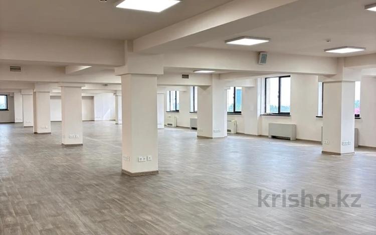 Свободное назначение, офисы, салоны красоты, фитнес и спорт, медцентры и аптеки, образование, развлечения, конференц-залы, кабинеты и рабочие места, студии · 612 м² за ~ 4.9 млн ₸ в Алматы, Бостандыкский р-н — фото 4