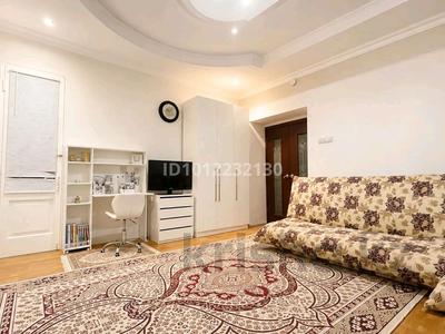 2-комнатная квартира · 61 м² · 2/3 этаж, мкр Центральный, Азаттык 21 — Дом находится за остановкой Юность в сторону Балыкши за 30 млн ₸ в Атырау