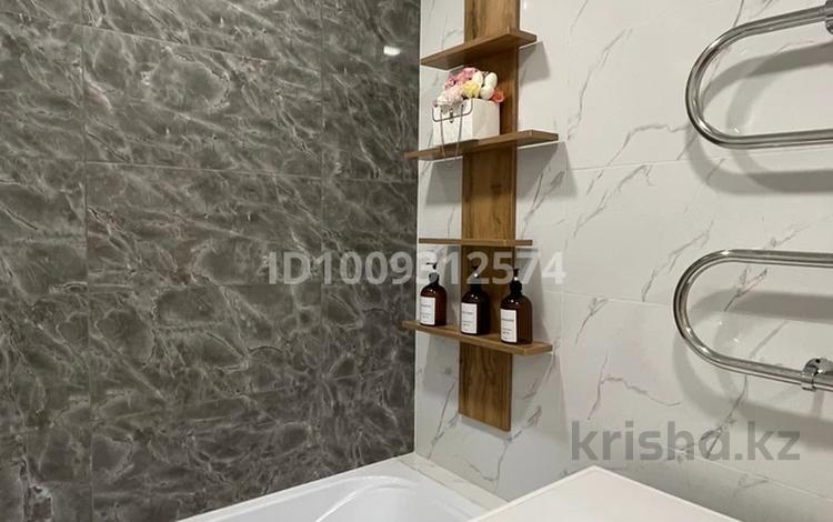 1-комнатная квартира · 32 м² · 4/5 этаж, Ауезова 15 — Колос за 13 000 ₸ в Усть-Каменогорске, Ульбинский — фото 14