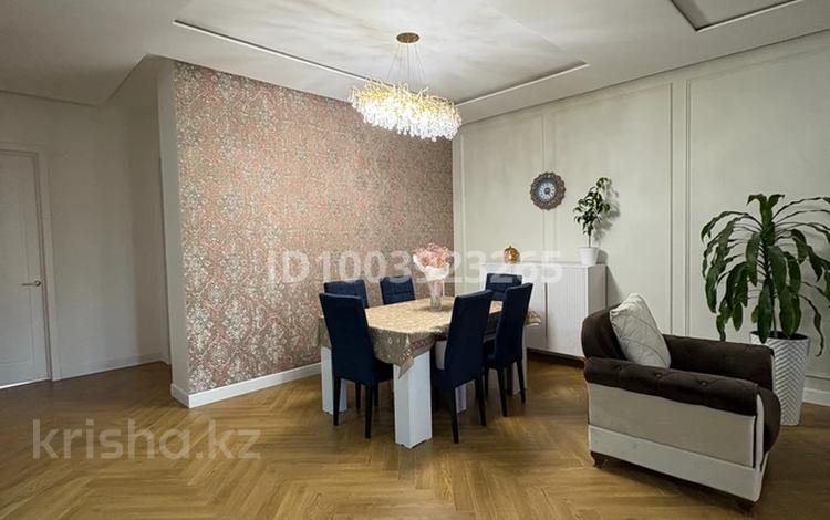 4-комнатная квартира · 120 м² · 5/7 этаж, Мангилик Ел 38 за 800 000 〒 в Астане, Есильский р-н — фото 2