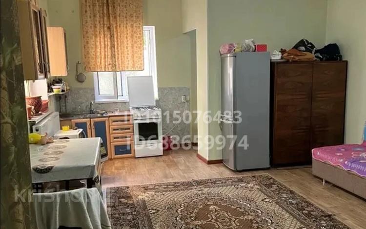 Жеке үй · 1 бөлме · 40 м² · 1 жүзд., Таусамалы ш/а. 103 — Селхозработник, бағасы: 170 000 ₸ в Алматы, Наурызбайский р-н — фото 2