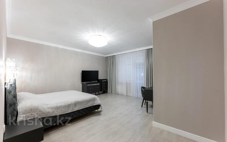 3-комнатная квартира · 153 м² · 2/7 этаж, Саркырама 4 за 113 млн ₸ в Астане — фото 13