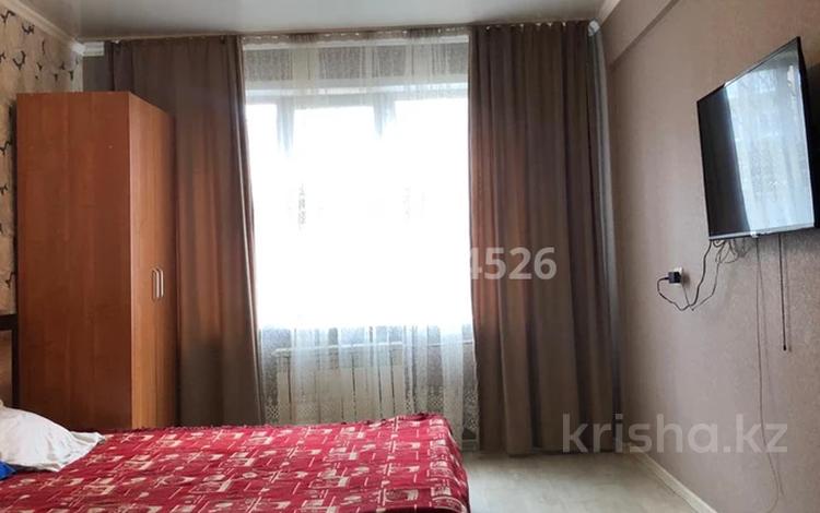 1-бөлмелі пәтер · 36 м² · 1/5 қабат, Новаторов 6 — Кабанбай батыра, бағасы: 12 000 ₸ в Усть-Каменогорске, Ульбинский — фото 2
