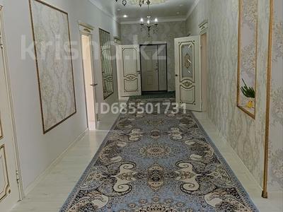 Отдельный дом • 6 комнат • 200 м² • 20 сот., Аксай 13 за 45 млн 〒 в Шымкенте, Аль-Фарабийский р-н