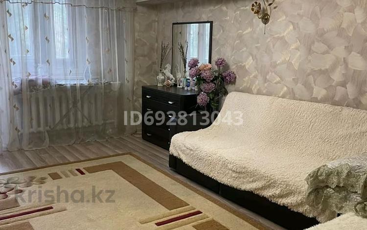 2-комнатная квартира, 59 м², 4/5 этаж помесячно, мкр Жулдыз-1 за 250 000 〒 в Алматы, Турксибский р-н — фото 2