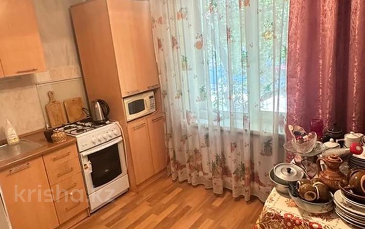 2-комнатная квартира · 45 м² · 2/5 этаж, Абая за 17.9 млн ₸ в Петропавловске — фото 2