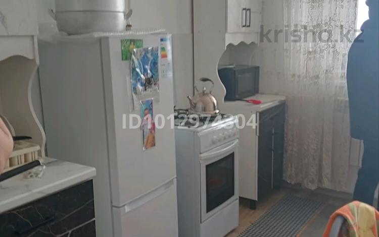 1-комнатная квартира · 47 м² · 5/5 этаж, мкр Улы Дала 14 за 100 000 ₸ в Таразе — фото 2