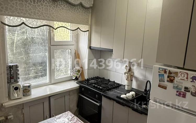 3-комнатная квартира · 50 м² · 3/4 этаж, Локомотивная 59/2 — 2 рабочи мкр,Депо базар за 17 млн ₸ в Уральске — фото 2
