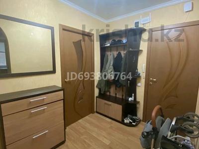 Продажа квартир в Акмолинской обл.: 3-комнатная квартира · 63 м² · 2/5 этаж, Абая 78 — Находится возле ЦУМа за 22.5 млн 〒 3-комнатная квартира · 63 м² · 2/5 этаж, Абая 78 — Находится возле ЦУМа за 22.5 млн 〒 в Кокшетау
