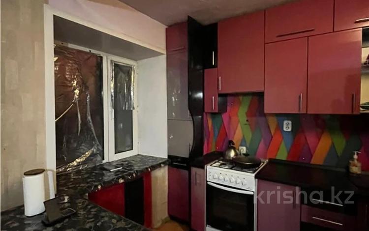 3-комнатная квартира · 60 м² · 5/5 этаж, мкр Новый Город, Пичугина 253/1 за 15.5 млн ₸ в Караганде, Казыбек би р-н — фото 2