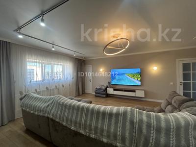 2-бөлмелі пәтер · 84 м² · 10/10 қабат, Наурызбай Батыра 130, бағасы: 36 млн ₸ в Кокшетау