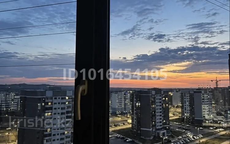 3-бөлмелі пәтер · 95 м² · 14/16 қабат, Каныша Сатпаева 55/9, бағасы: 570 000 ₸ в Усть-Каменогорске — фото 2