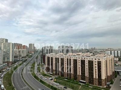 3-комнатная квартира · 65 м² · 13/21 этаж, Ракымжан Кошкарбаев 36 за 39.4 млн ₸ в Астане, Сарайшык р-н