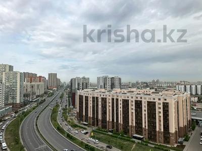 3-комнатная квартира · 65 м² · 13/21 этаж, Ракымжан Кошкарбаев 36 за 39.4 млн ₸ в Астане, Сарайшык р-н