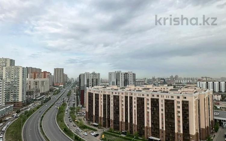 3-комнатная квартира · 65 м² · 13/21 этаж, Ракымжан Кошкарбаев 36 за 39.4 млн ₸ в Астане, Сарайшык р-н — фото 69