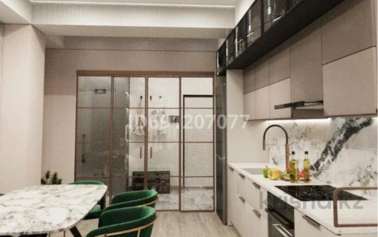 2-комнатная квартира, 62 м², 2/10 этаж, Аль-Фараби 111а