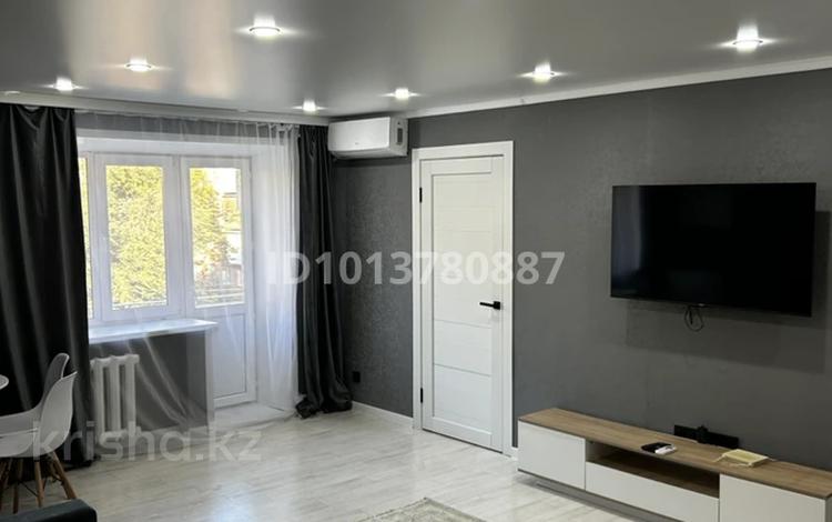 2-комнатная квартира · 43.2 м² · 3/5 этаж, Крылова 87 за 15 000 ₸ в Усть-Каменогорске — фото 12
