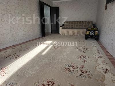 2-бөлмелі пәтер · 59.8 м² · 7/10 қабат, Набережная 84 — Кунаева, бағасы: 17 млн ₸ в Актобе, мкр. Курмыш